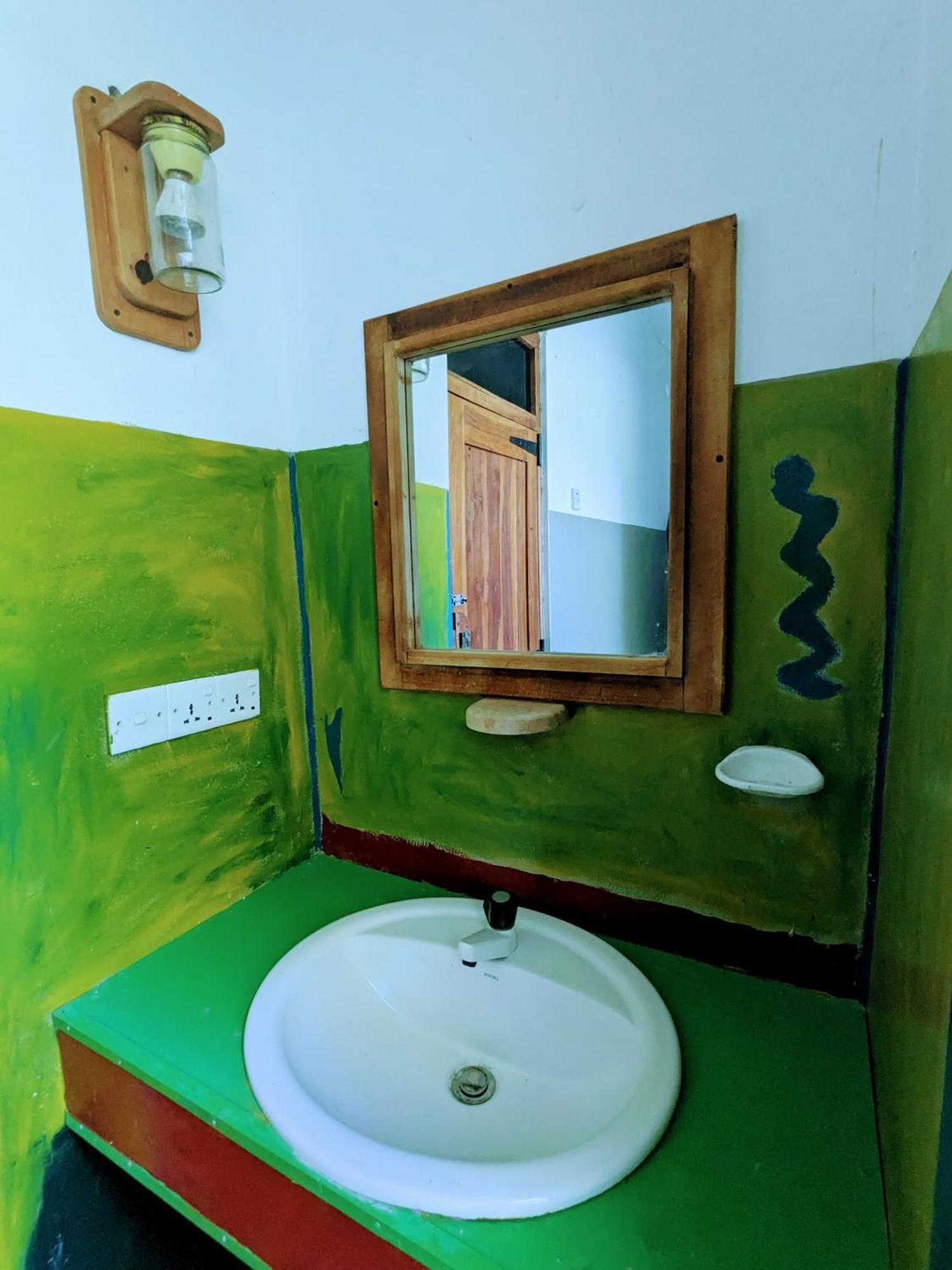 ארוגם Starfish Beach Bungalows מראה חיצוני תמונה